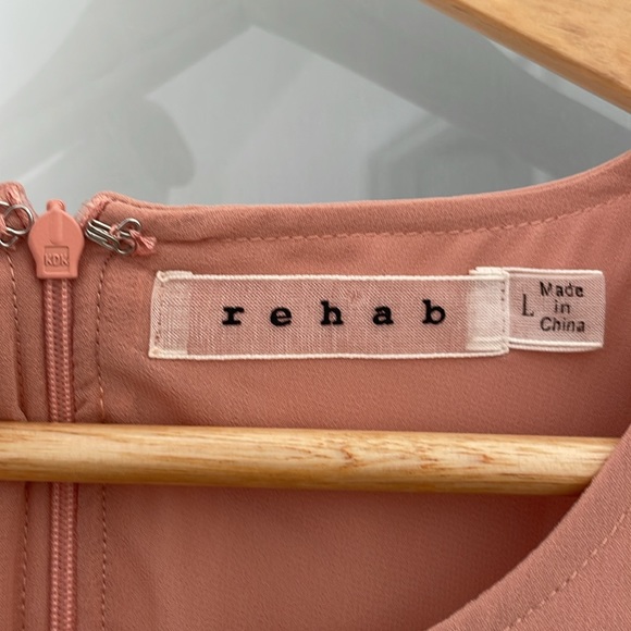 REHAB High-low ruffle peach dress - Picture 6 of 7